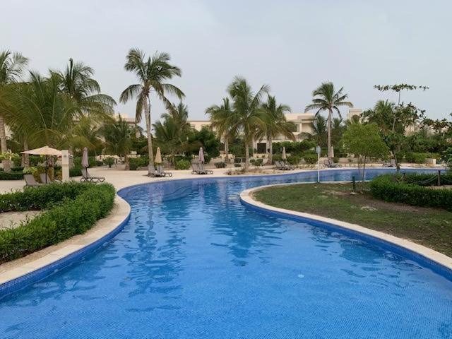 Casa Salalah, Cozy 2-Storey Townhouse In Hawana Salalah With Free Wi-Fi Экстерьер фото